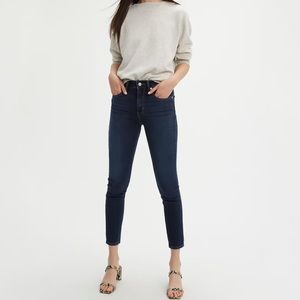 NWT LEVIS 721 HIGH RISE ANKLE SKINNY WOMEN'S JEANS - 28
